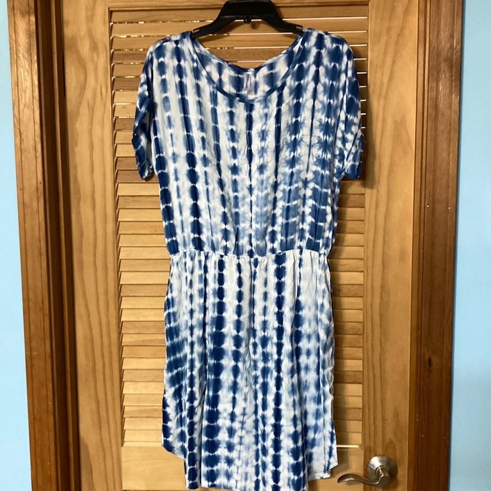 NWOT Piphany medium tie dye dress